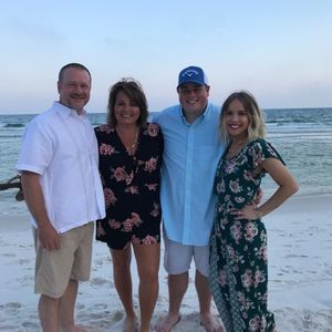 Meet your Posher, Melissa